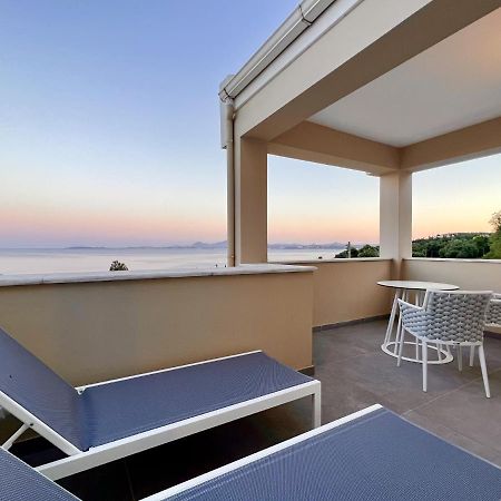 Luxury Villa Barbati Sun With Private Pool By Dadovillas Exteriér fotografie